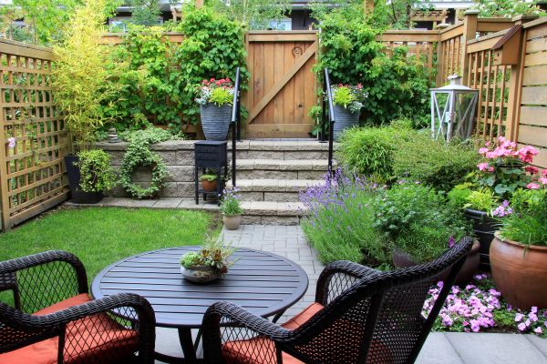 Small Yard Landscaping in Jupiter