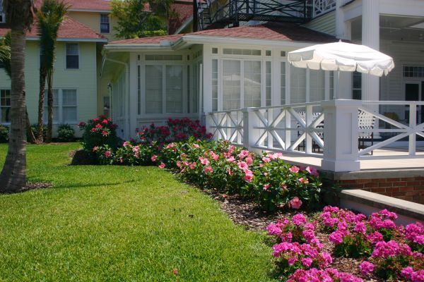 Deck Landscaping Service in Jupiter